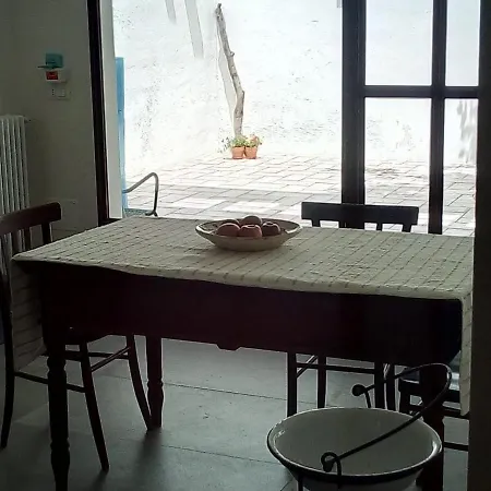 Bed and Breakfast Cortile Calinea