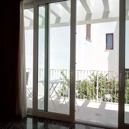 לינה וארוחת בוקר Cortile Calinea