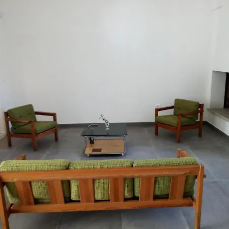 לינה וארוחת בוקר Cortile Calinea 3*