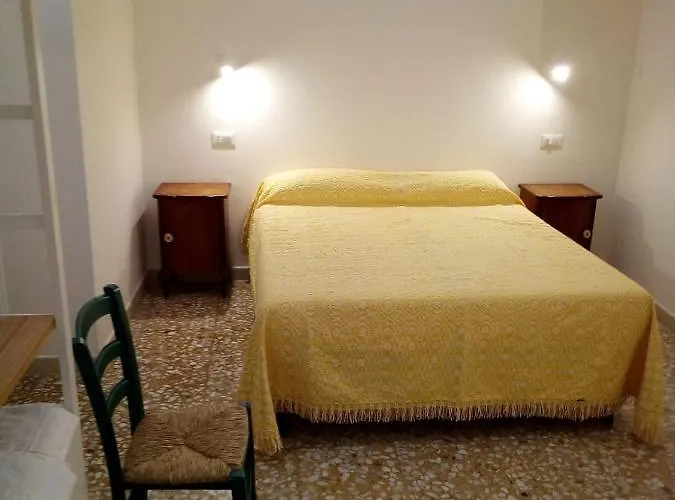 Cortile Calinea לינה וארוחת בוקר 3*