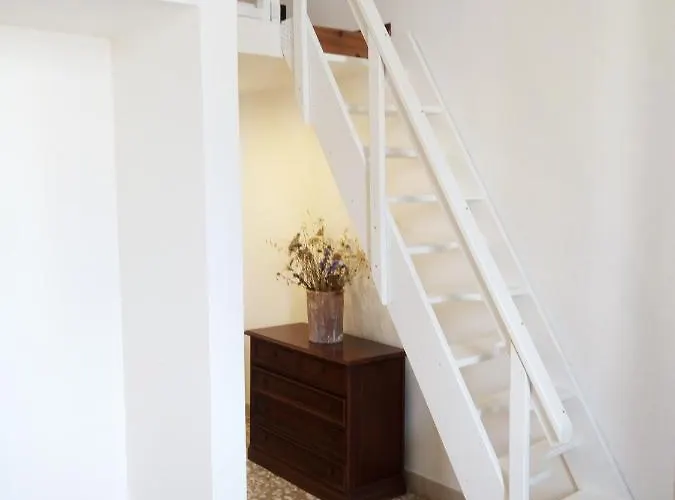 Cortile Calinea 3* קסטריניאנו דל קאפו